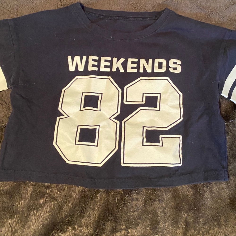 weekends navy blue crop top